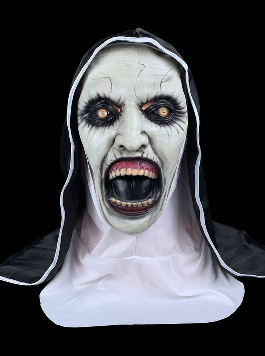 Non masker (The Nun)